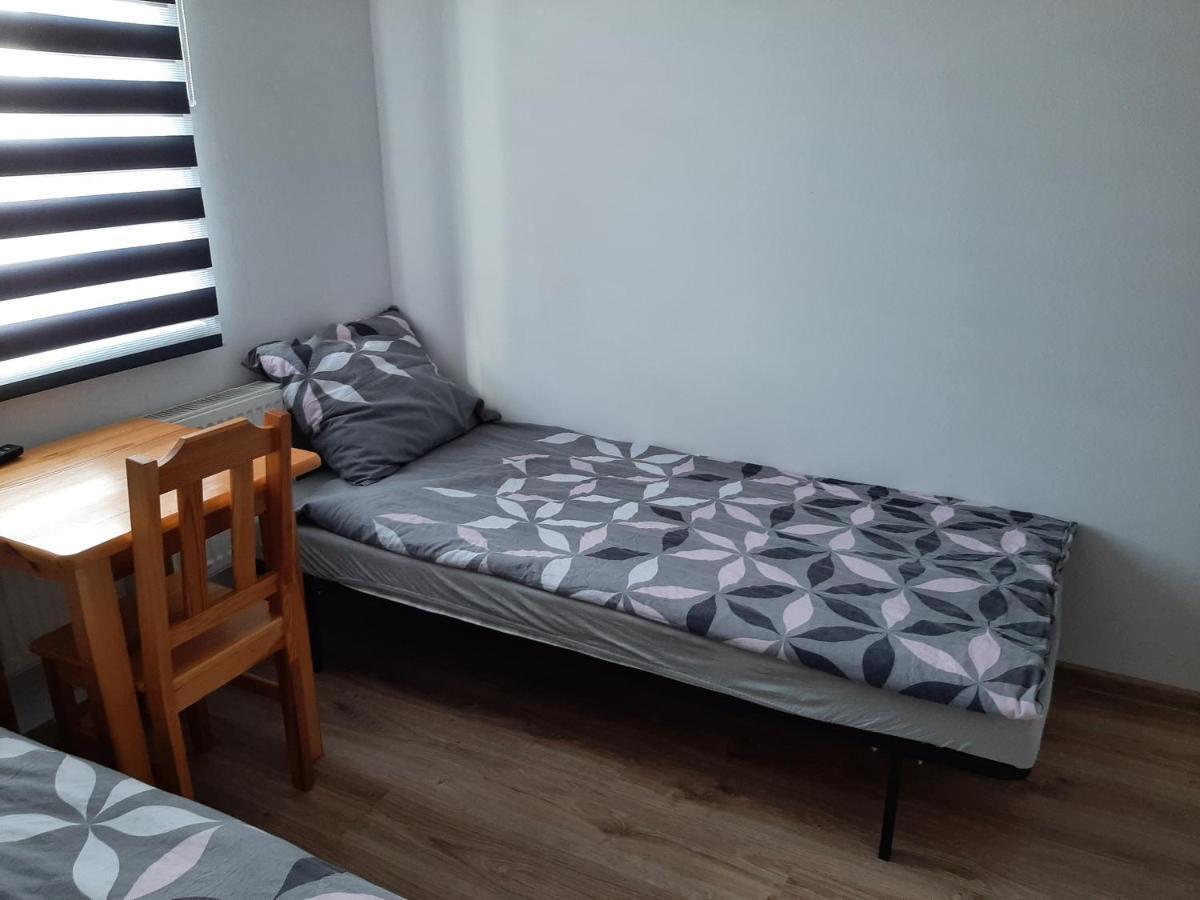 Villa Basia Pokoje Z Lazienkami Rybnik  Exteriör bild